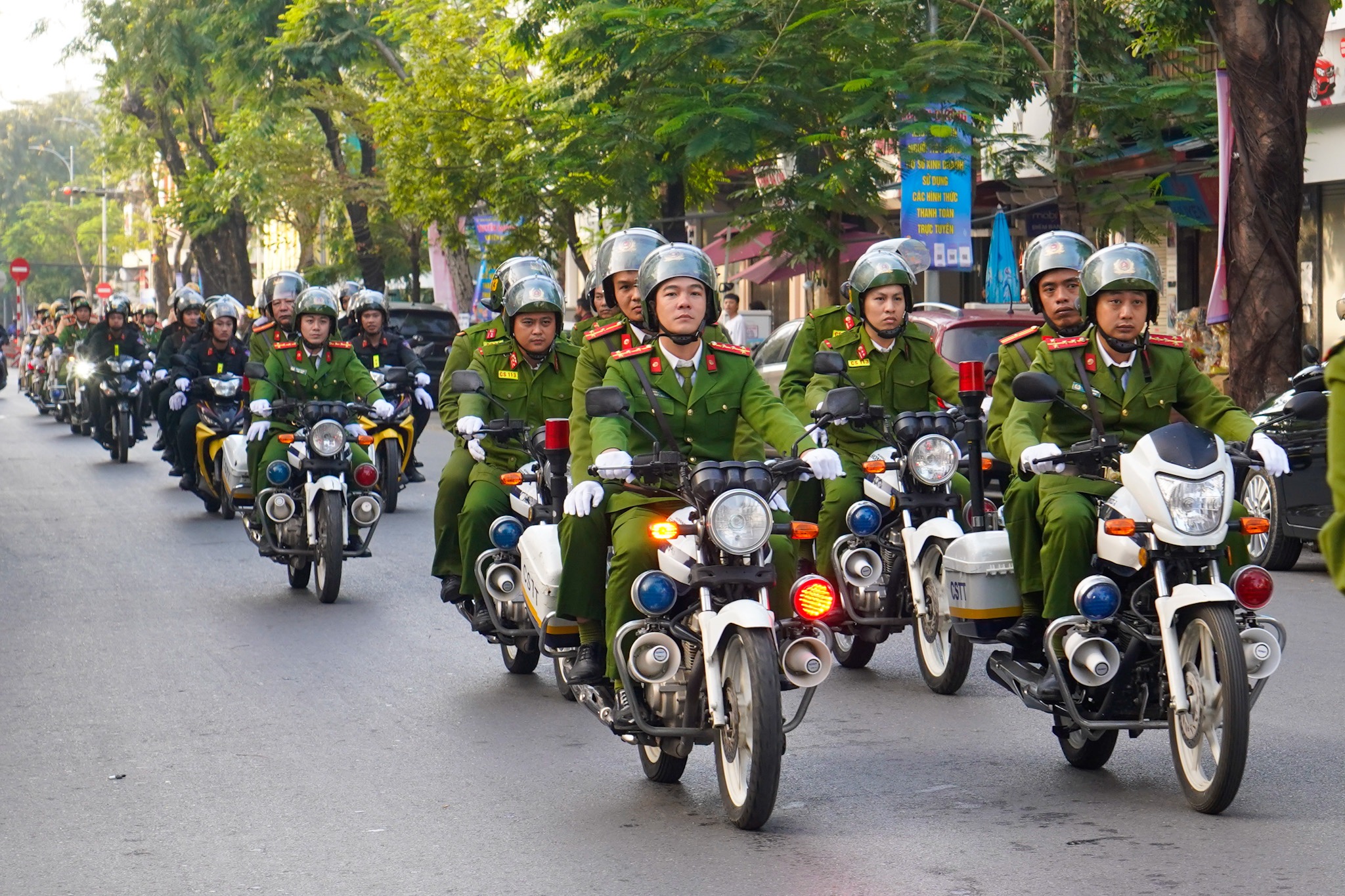Người dân gửi thư cảm ơn Công an thành phố